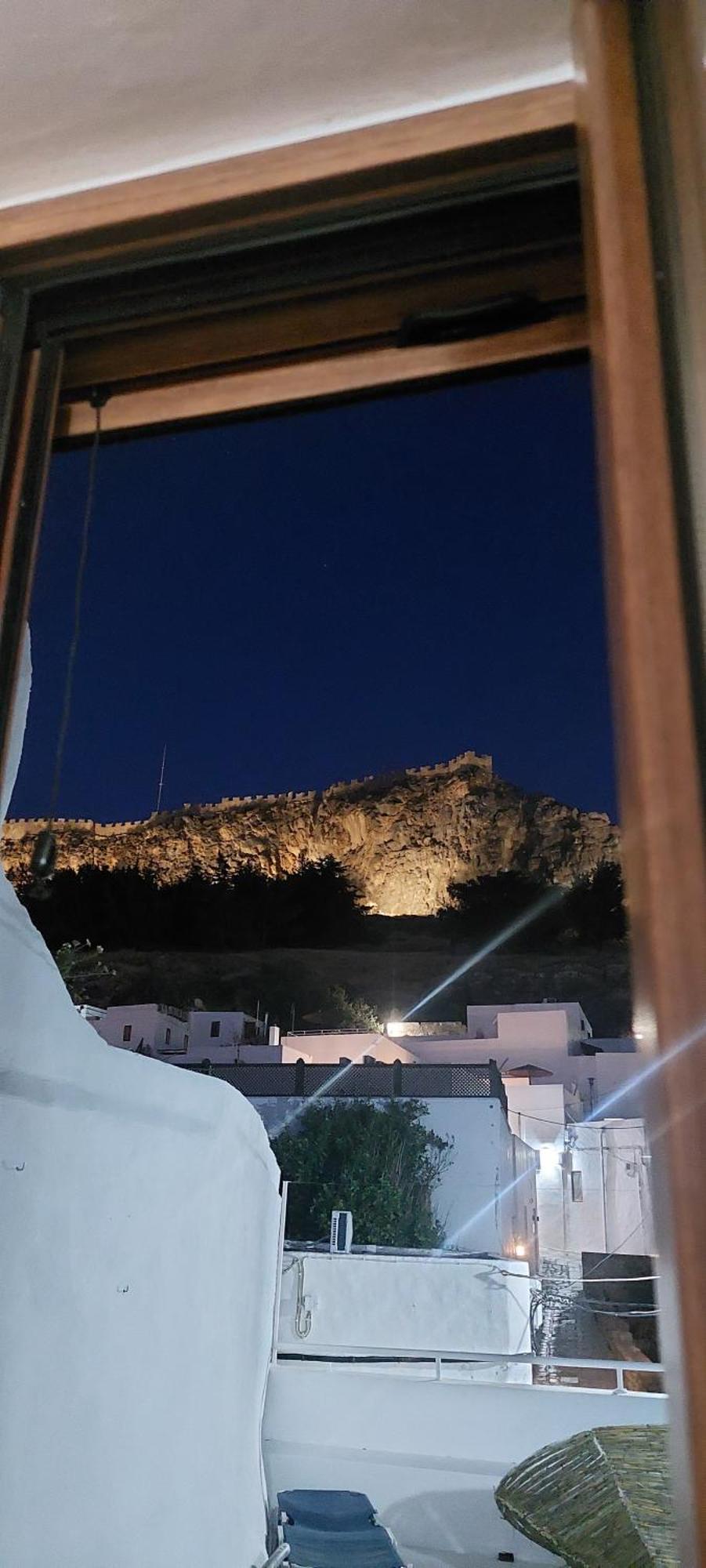 Lindos Alley Bagian luar foto